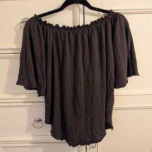 Chaser Women's Off-Shoulder‎ Grey Blouse